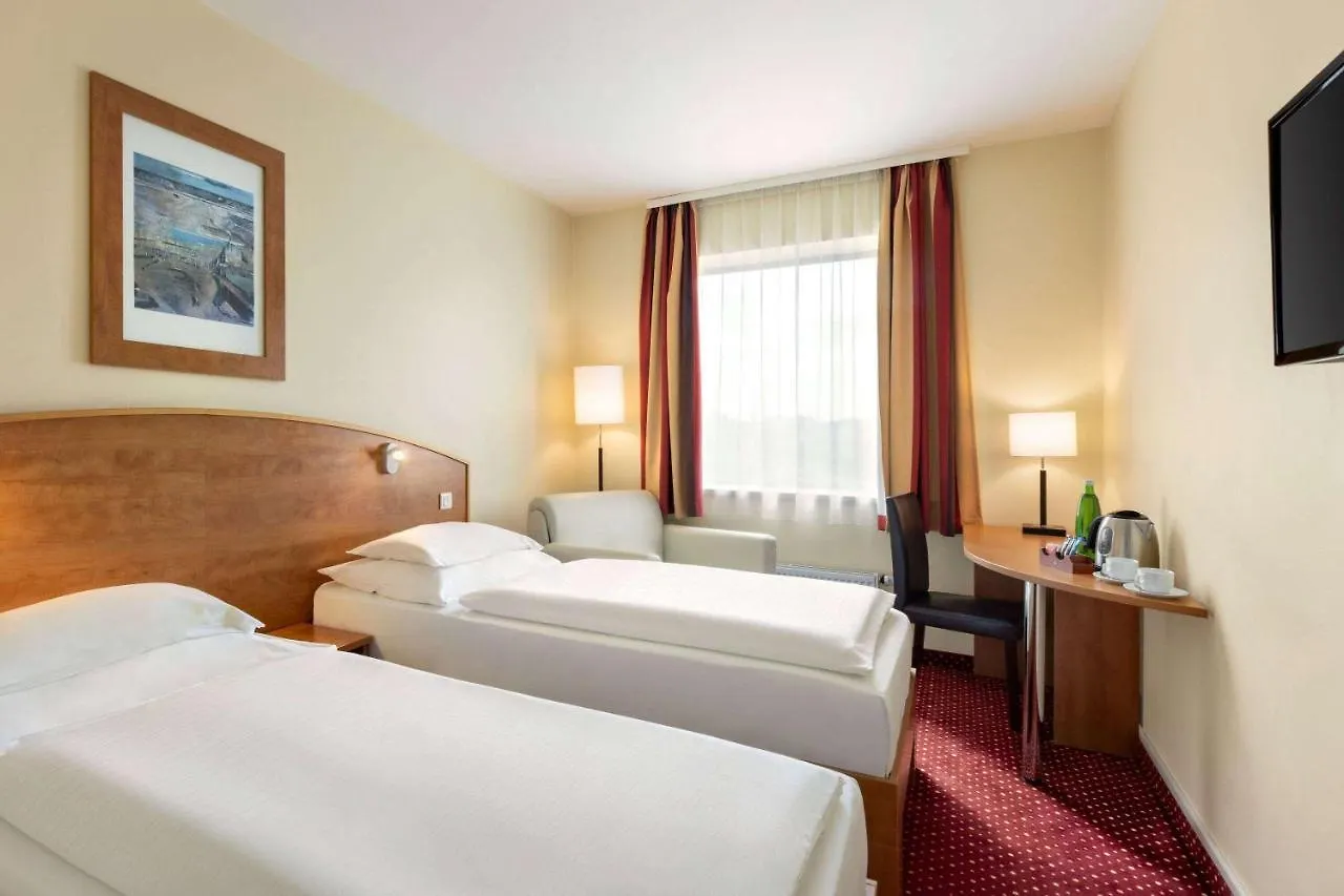 Amedia Express Prague, Trademark Collection By Wyndham Otel Prag