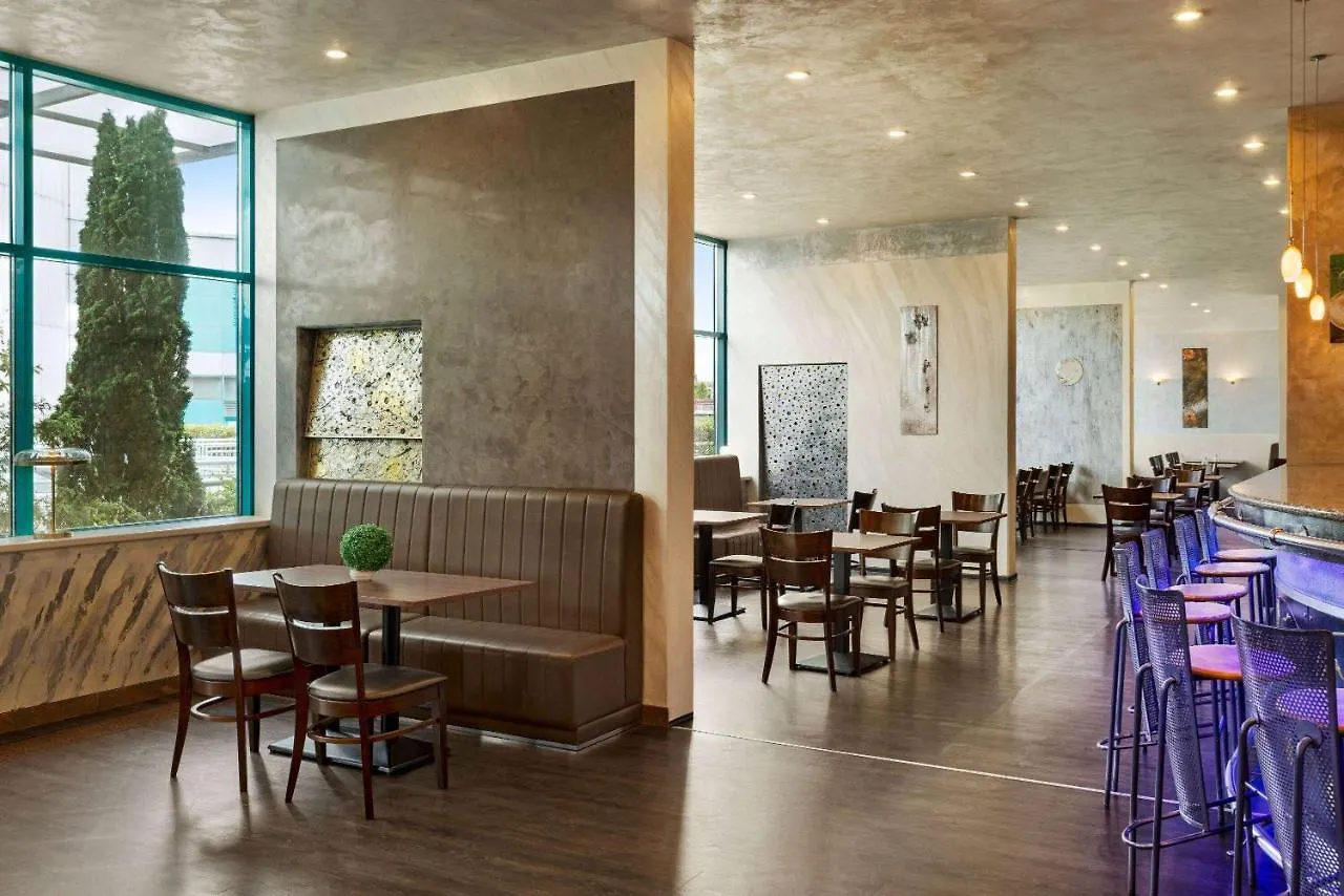 Amedia Express Prague, Trademark Collection By Wyndham 3*, Prag Çek Cumhuriyeti