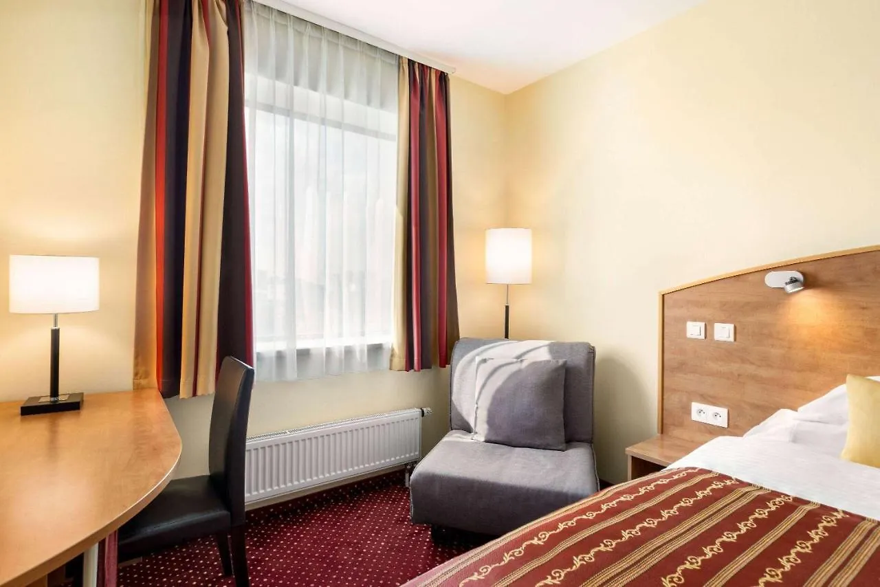 Amedia Express Prague, Trademark Collection By Wyndham Hotel Praga