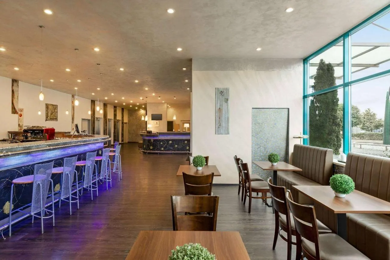 Amedia Express Prague, Trademark Collection By Wyndham Praga