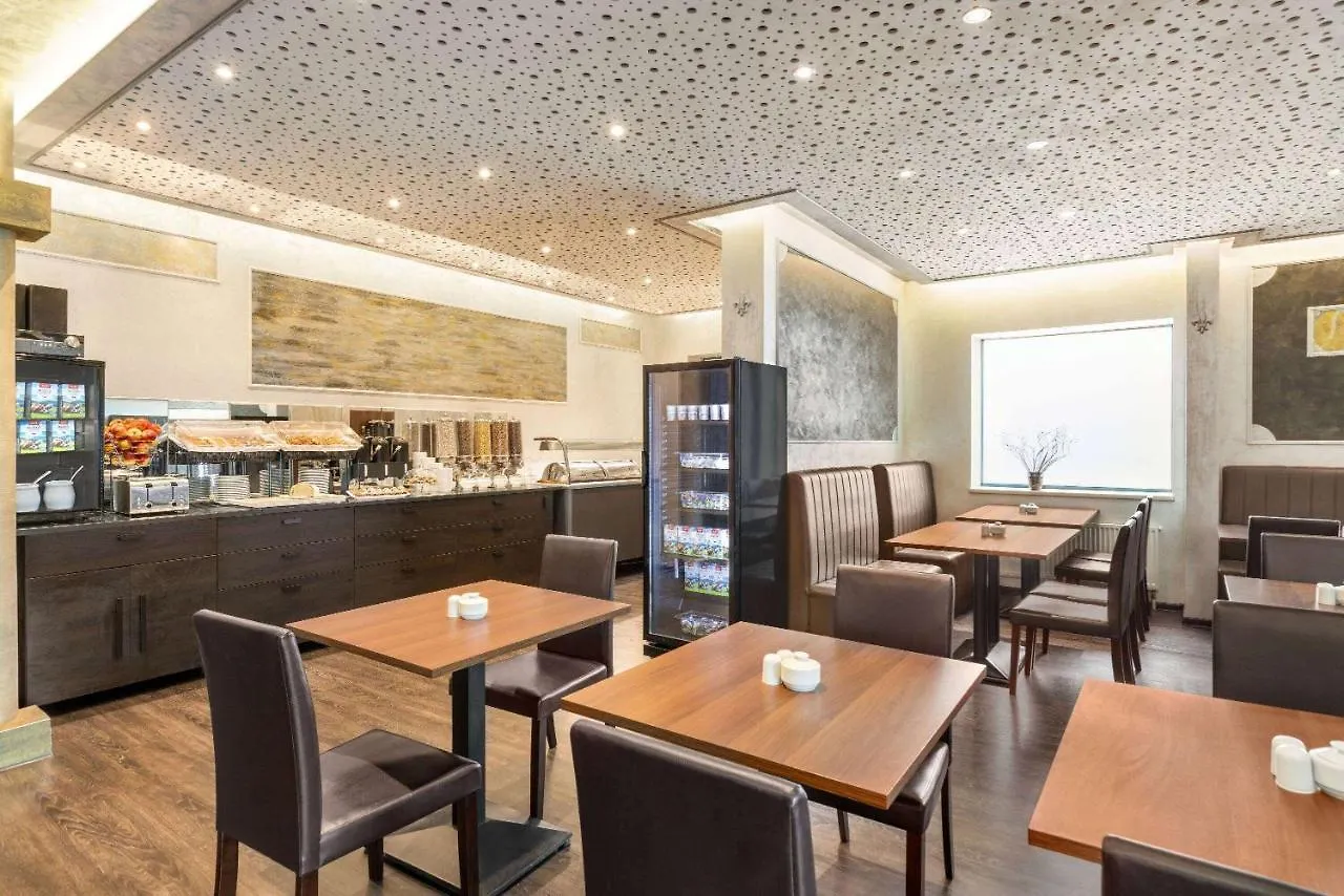 Amedia Express Prague, Trademark Collection By Wyndham Praga