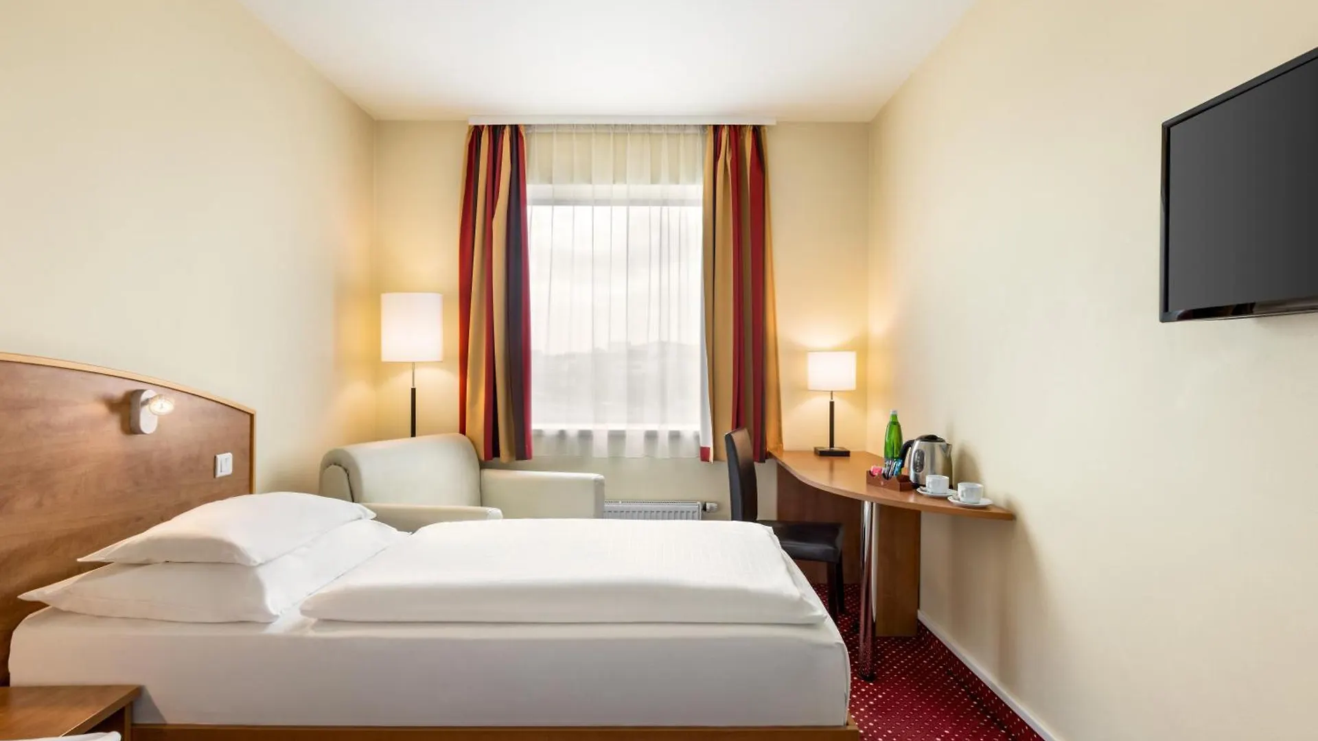 Amedia Express Prague, Trademark Collection By Wyndham