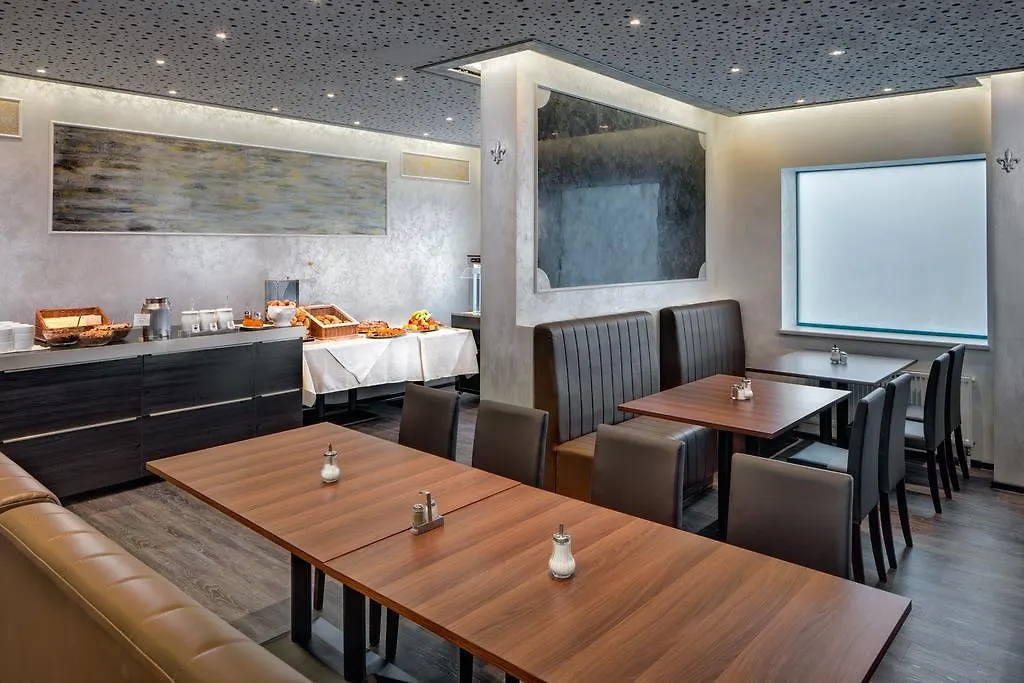 Amedia Express Prague, Trademark Collection By Wyndham Hotel Praga