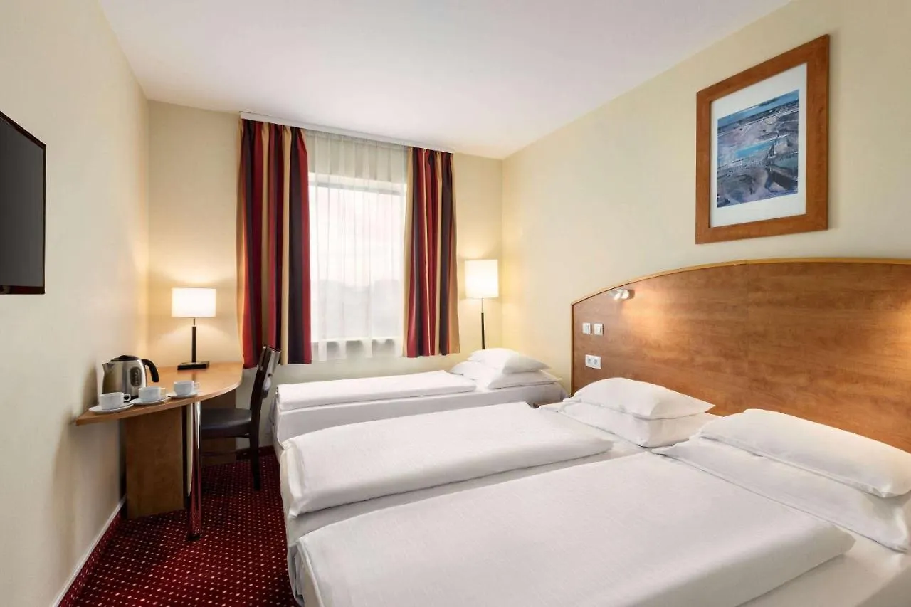 Amedia Express Prague, Trademark Collection By Wyndham Hotel Prague